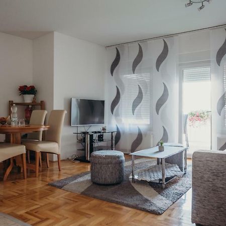 Apartman "Joka" Ðakovo Zewnętrze zdjęcie